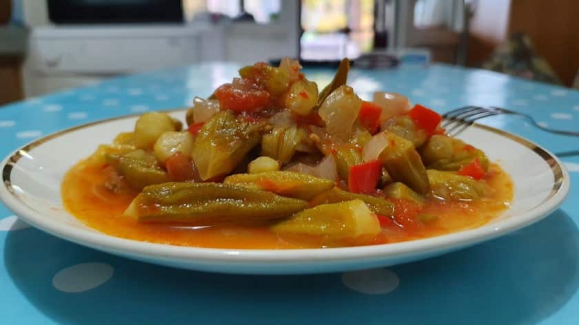 Zeytinyağlı Bamya Tarifi
