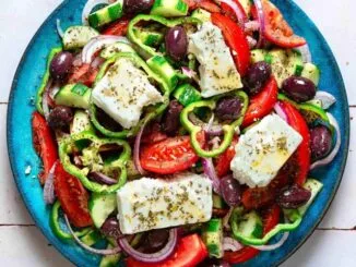 Yunan Salatası Tarifi